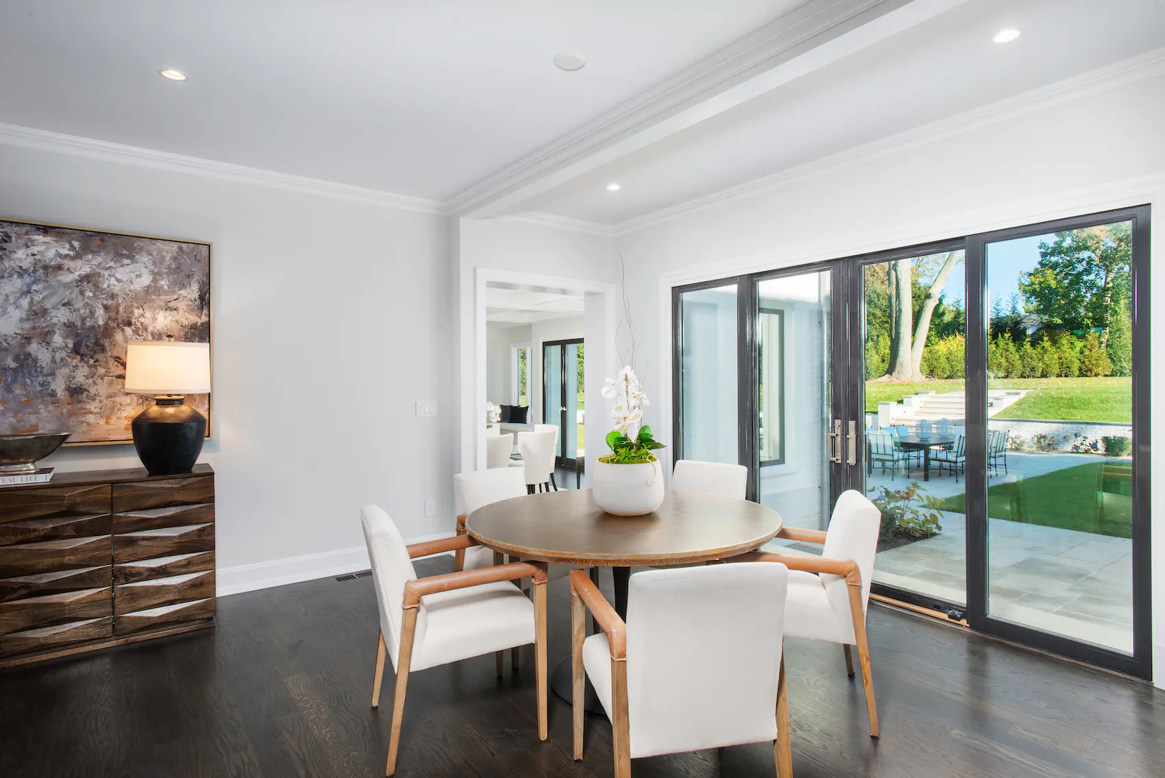 Meridith-Baer-Home-Home-Staging-Connecticut-Greenwich-Georgian-Colonial-Luxury-Homes-Transitional-Kitchen-Table